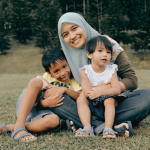Ibu Muda, Perlu Ikut Parenting Class? Begini Pandangan Islam dan Sunnah!