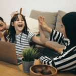 Parenting Itu Teamwork! Ayah Juga Harus Melek Peran dan Dukung Istri