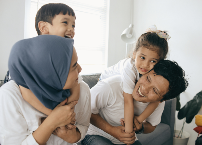 Anak Butuh Disayang! Ini Pentingnya Skin Touch dalam Islam untuk Perkembangannya